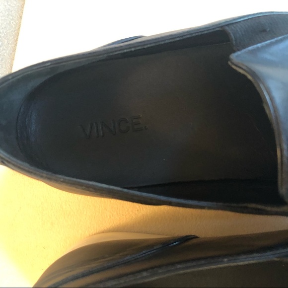 Vince Black Pointed Toe leather slip on - Picture 6 of 6
